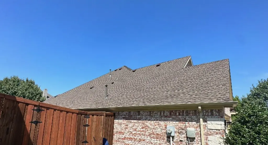Completed roof replacement project in Vermilion